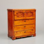 1062 7394 CHEST OF DRAWERS